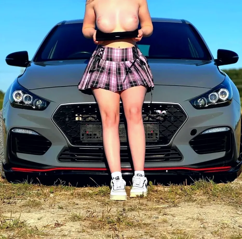 Angharad, 21