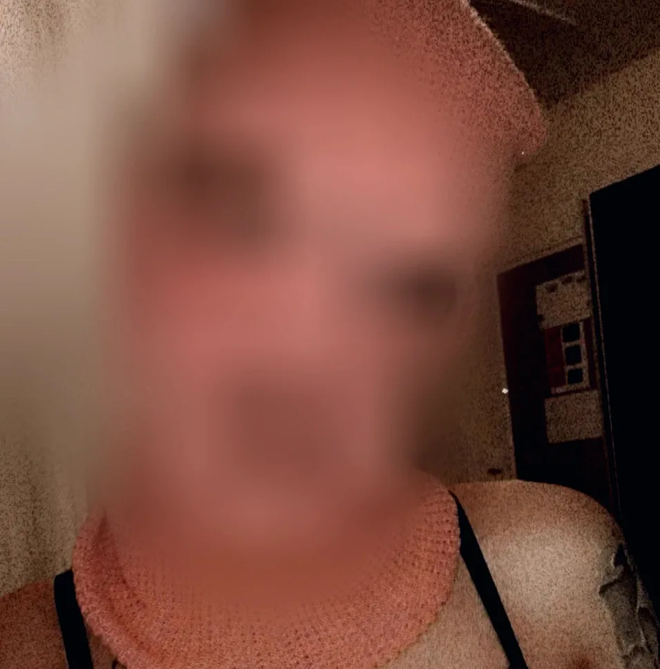 Sinead, 31